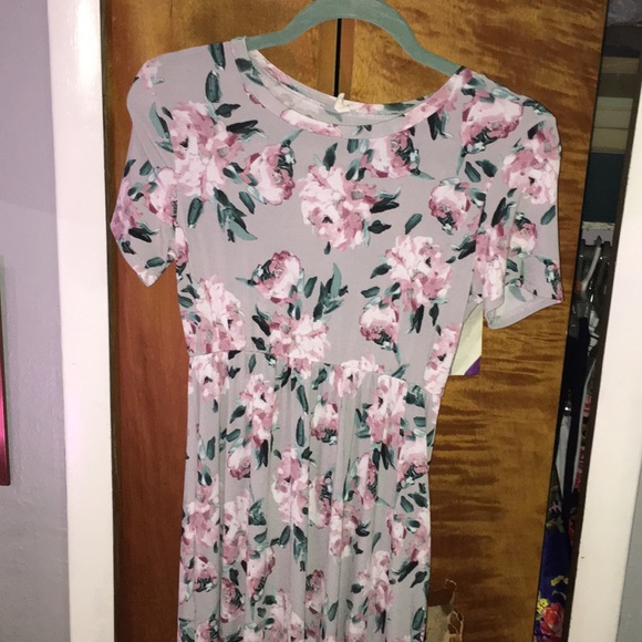 Maternity Floral Dress - Picture 2 of 6